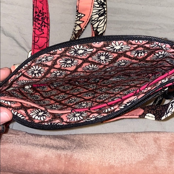 Vera Bradley purse (RETIRED PATTERN) - Picture 3 of 3